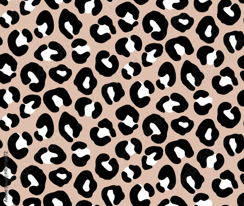 Leopard print, cheetah seamless pattern, jaguar texture. Jungle exotic background. Leo repeat vector design. Wild Animals fur illustration.