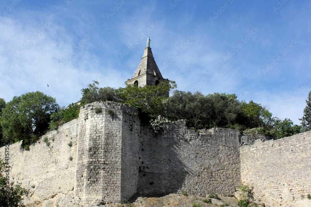 remparts d Arles
