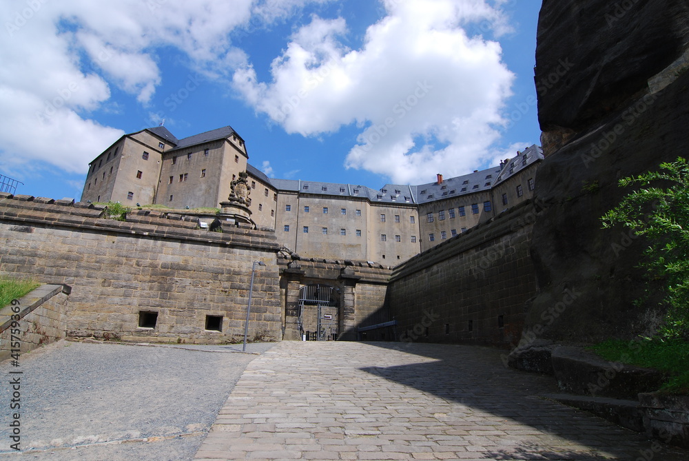 CALVENDO Puzzle — Festung Königstein Im Elbsandsteingebirge, 1000 Teile, Quer