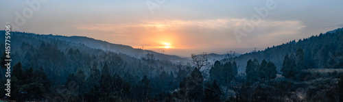 sunrise over the mountains © kody_king