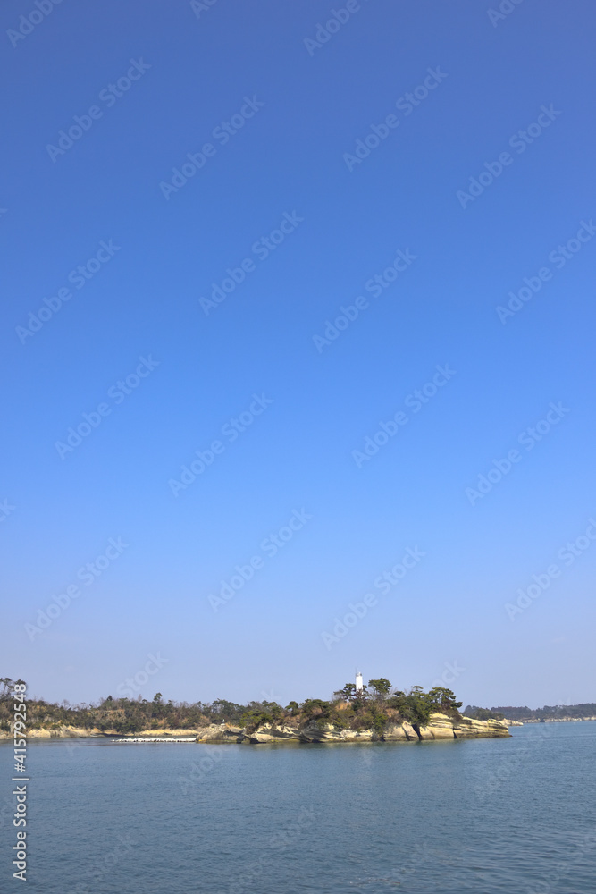 宮城　松島湾の小さな港からの風景
