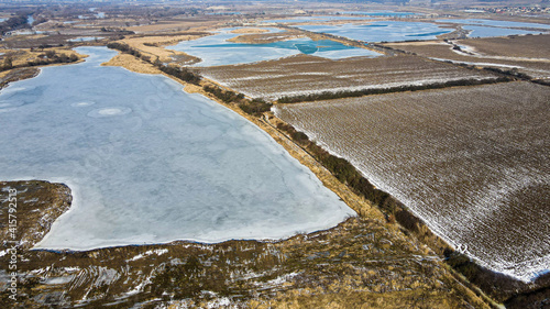 suchy zbiornik przeciwpowodziowy Racibórz, zimą z lotu ptaka na Śląsku w Polsce