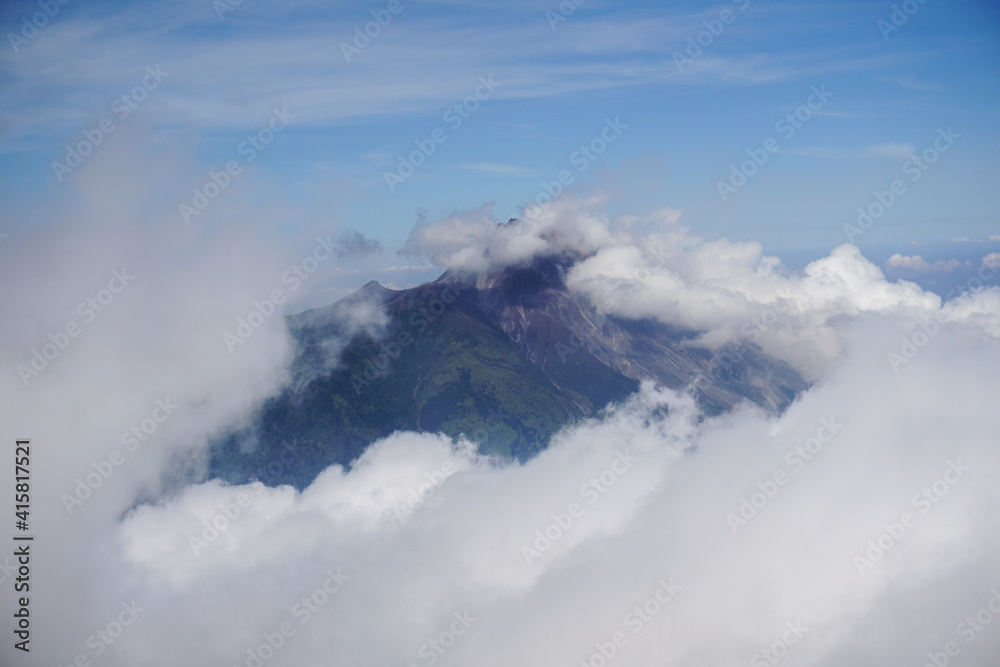 Pemandangan Gunung Merapi dari Gunung Merbabu /Merapi mountain view from Lawu mountain 6