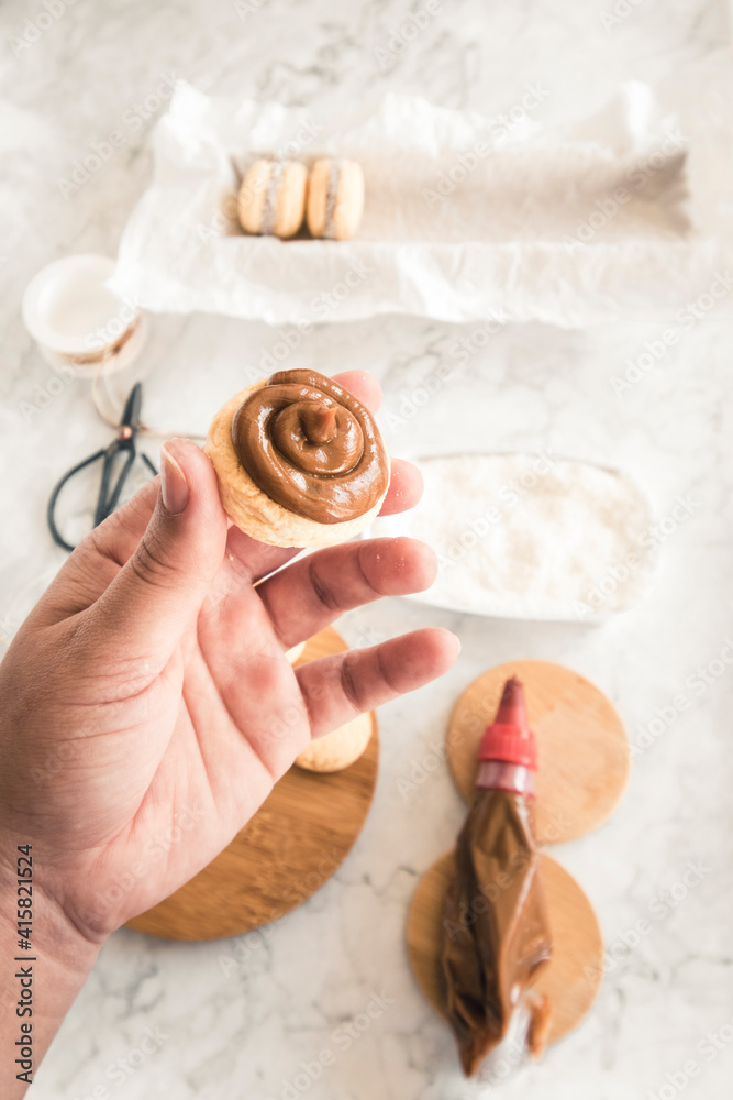 put dulce de leche, make alfajores, homemade food from Argentina put dulce de leche, make alfajores, homemade food from Argentina