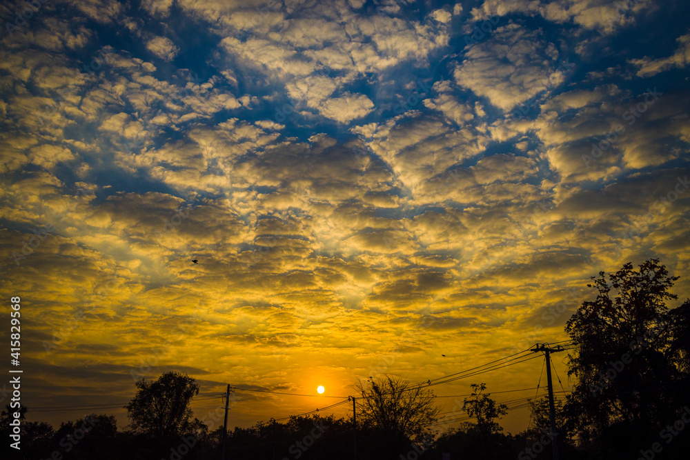 Fototapeta premium sunset in the city