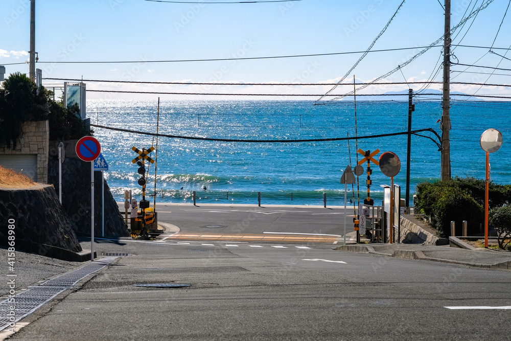 神奈川県鎌倉市 鎌倉高校前 踏切 Stock Photo Adobe Stock
