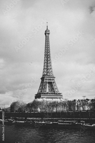 Fototapeta Naklejka Na Ścianę i Meble -  PARIS