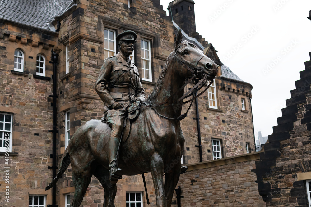 Fototapeta premium Earl Haig statue