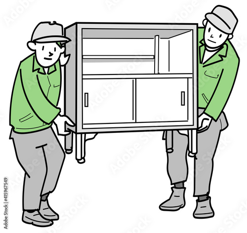 家具の移動のために荷物運びを行う2人