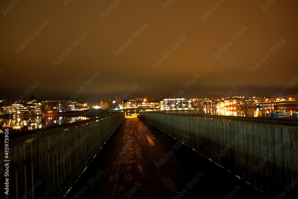 Sundet Eidsvoll by night