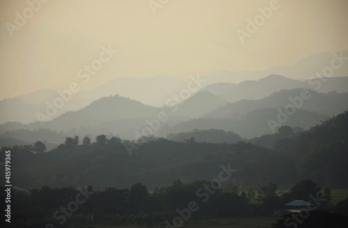 Fototapeta Naklejka Na Ścianę i Meble -  misty mountains