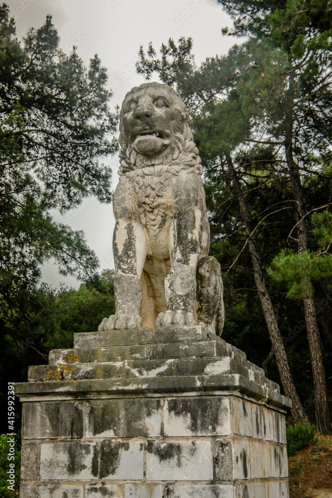 statue of a Lion