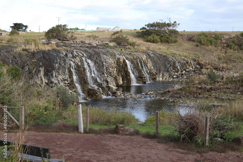 Obraz premium waterfall in the forest