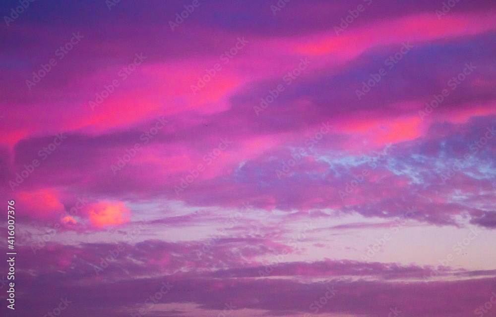 Obraz premium Sunset clouds of purple colors