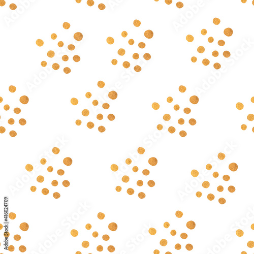Fototapeta Naklejka Na Ścianę i Meble -  Abstract seamless pattern with polka dot gold. hand drawn style. 
Trendy background on white. Perfect for paper, textile, wrapping and decoration.