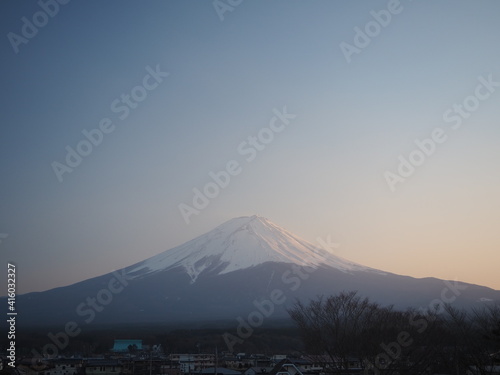 夕焼けの富士山