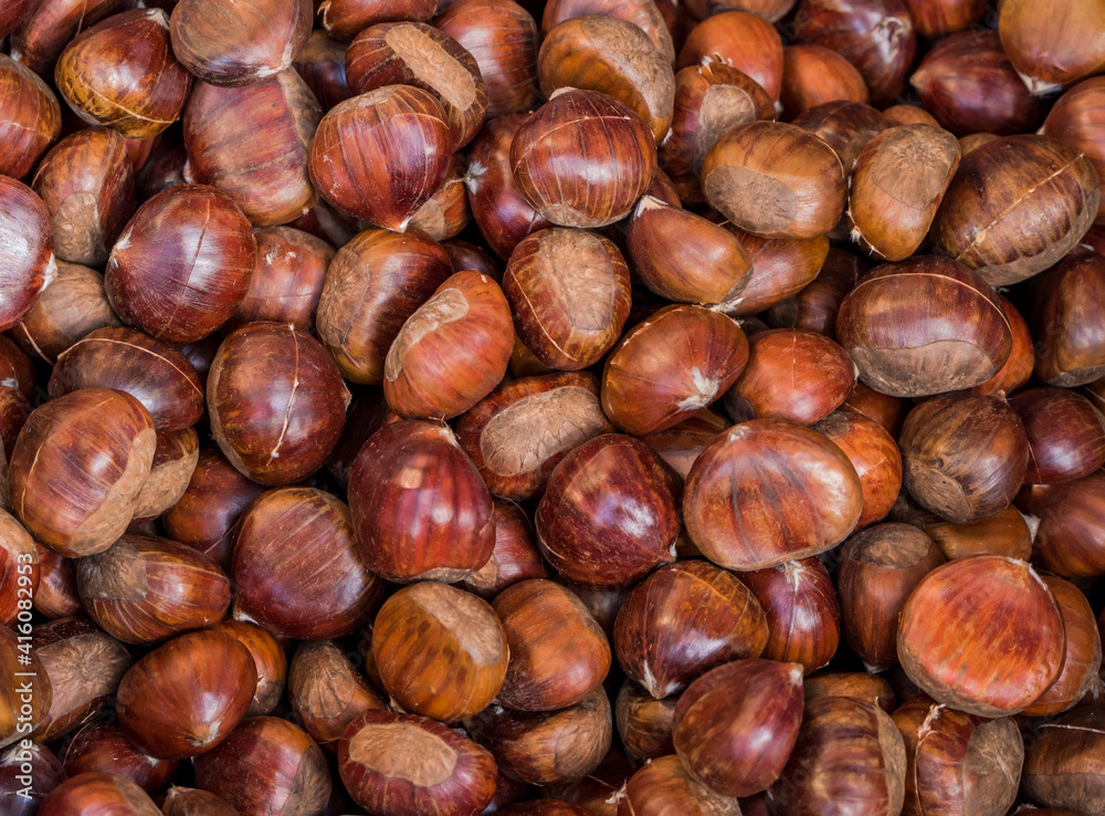 Sweet roasted chestnut Sweet roasted chestnut