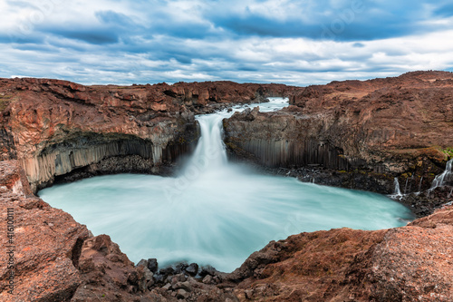 Aldeyjarfoss is probably one of the most beautiful waterfalls I've ever been to. It's not 