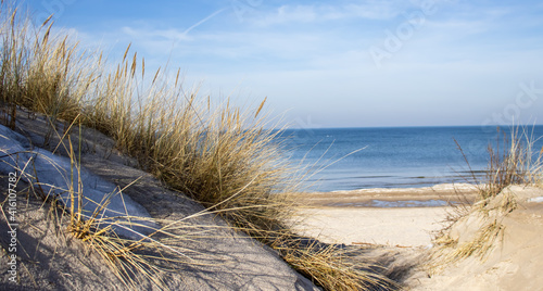 Kołobrzeg, wybrzeże Bałtyku © lech