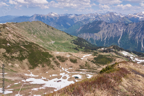 Blick vom Fellhorngipfel auf die Allgäuer Alpen