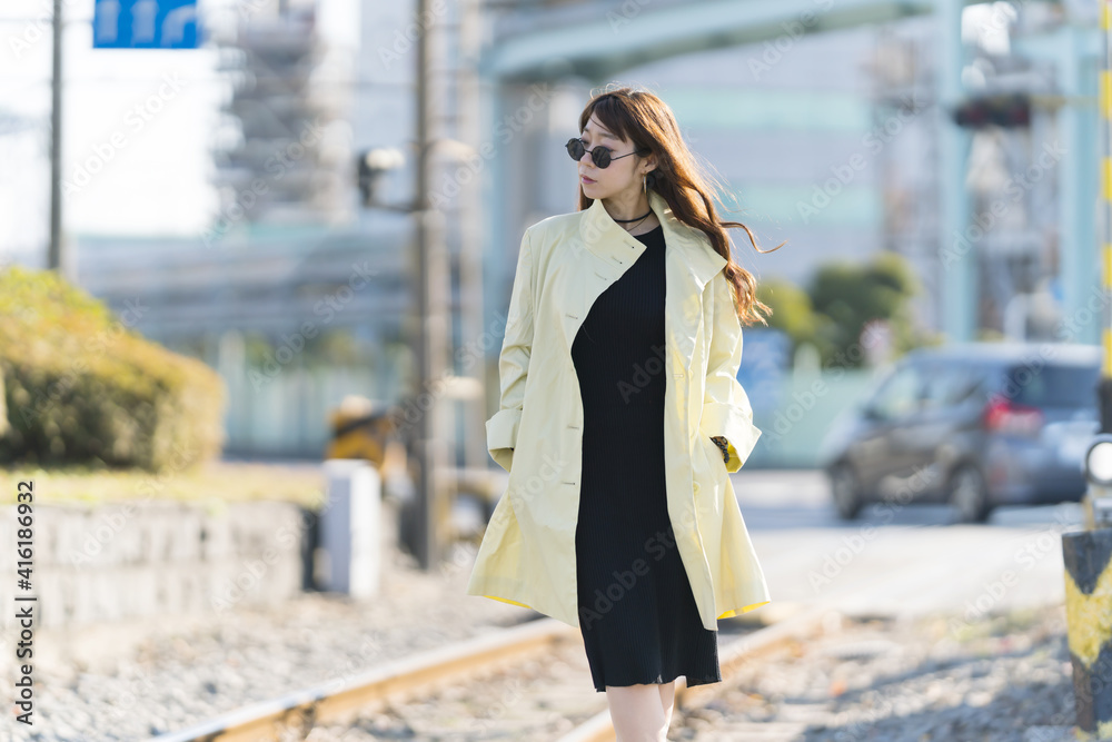 Fototapeta premium 考える女性