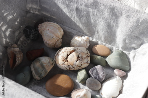 sea ​​pebbles