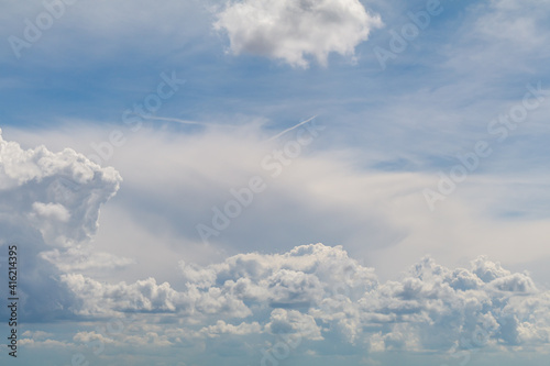 sommerlicher Wolkenhimmel  Wolken  Wolkenberge