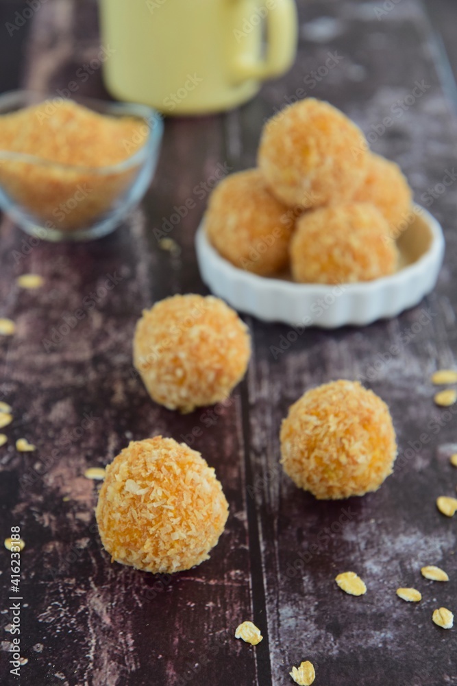 Coconut sweet potato energy balls Coconut sweet potato energy balls