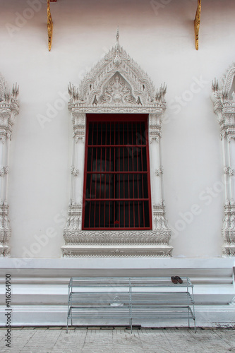 Photography buddhist  temple (wat mahathat) in bangkok (thailand)