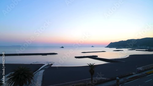 伊東オレンジビーチの朝陽