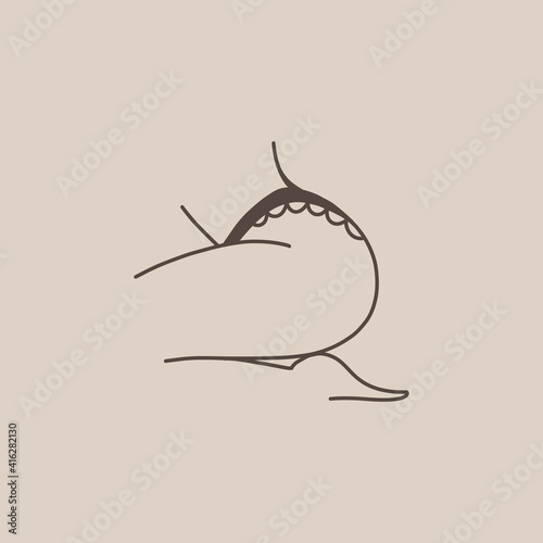logo linear female figure silhouette. for social media design, store stories, nude shades