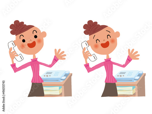 電話をする女性