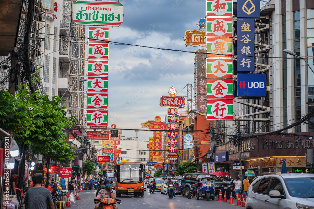 Naklejka premium Bangkok/Thailand - 18 June 2020 : Unacquainted Thai People or Tourist in Bangkok China Town Thailand,China Town bangkok The famous Street Food in thailand