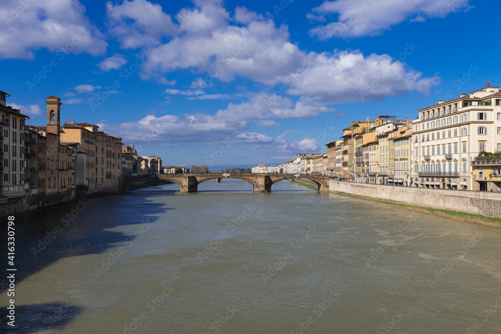 Arno River, The Lungarni are the roads that run along the Arno river in the cities it crosses