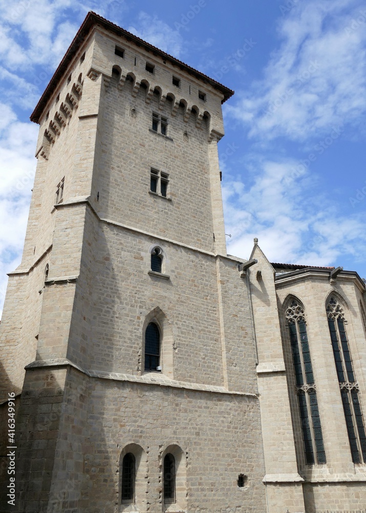 La tour Clémentine et l’abside de l’abbatiale Saint-Robert de La Chaise-Dieu