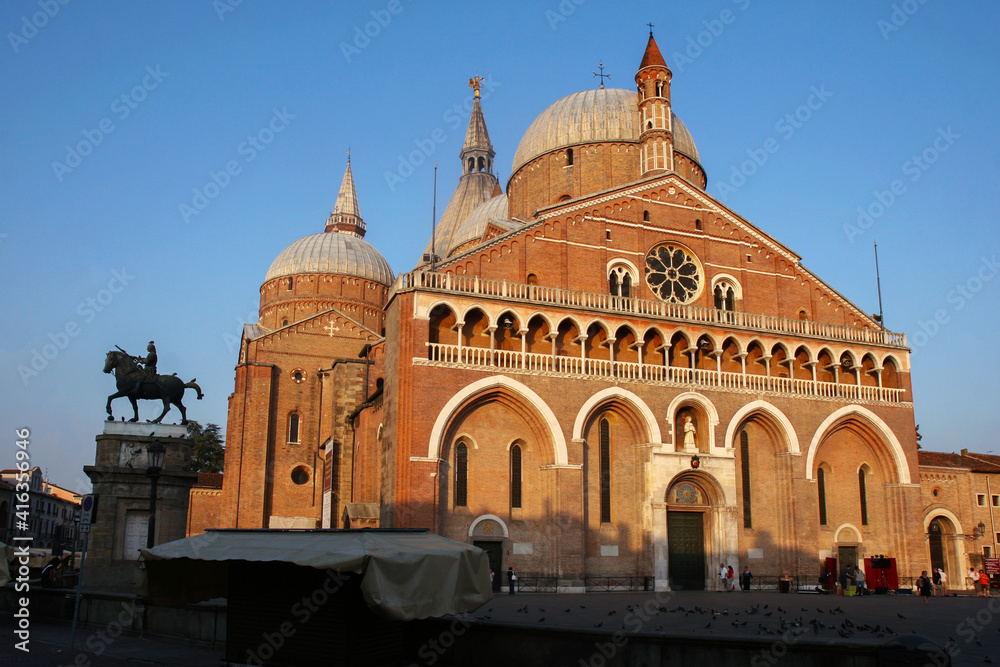 The Pontifical Basilica of  of Padua is a Roman Catholic church and minor basilica in Padua, Veneto, dedicated to St. Anthony. Sunny day with blue sky