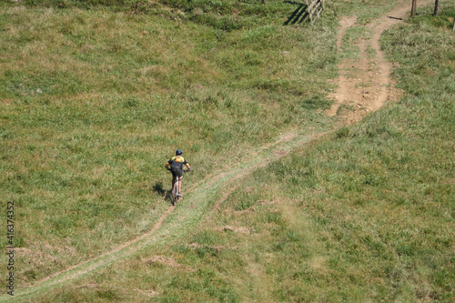 Mit dem Mountainbike unterwegs im südbrasilianischen Bergland photo