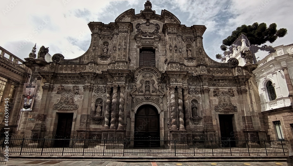 iglesia compañía 