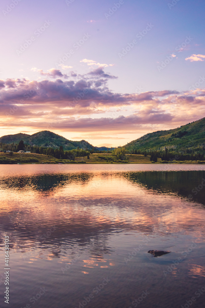 Fototapeta premium sunset over the lake