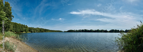 Blick vom Nordufer am 66-Seen-Wanderweg auf den Großen Seddiner See - Panorama aus 10 Einzelbildern