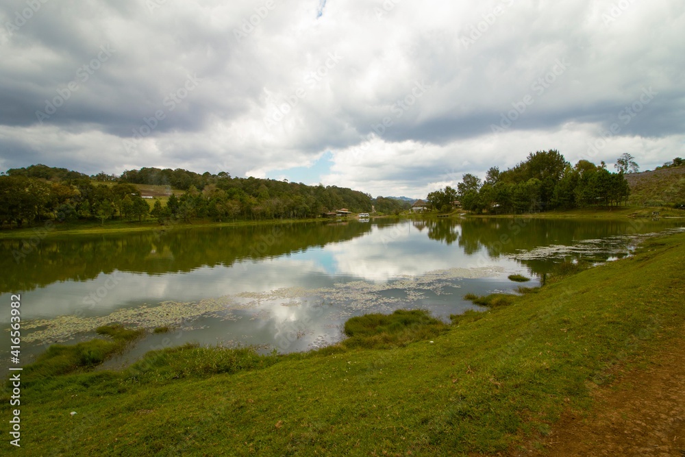 Fototapeta premium Laguna de Chiligatoro en La Esperanza, Intibuca Honduras