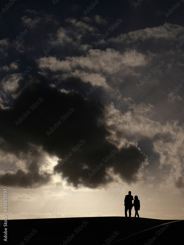 couple silhouette