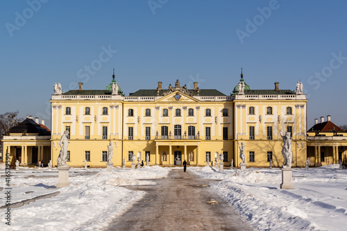 Przedwiośnie w Ogrodach Pałacu Branickich w Białymstoku, Podlasie, Polska