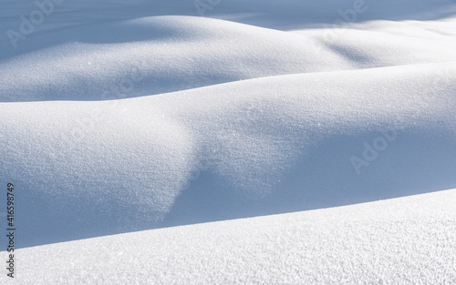 neige fraîche , poudreuse