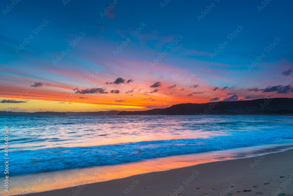 Obraz premium Sunset and clouds at the seaside