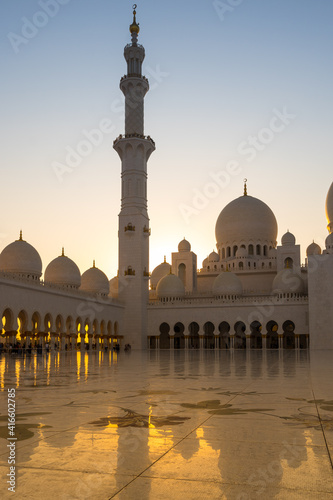 The Sheikh Zayed Grand Mosque in Abu Dhabi