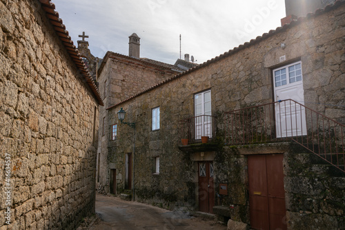 Fototapeta Naklejka Na Ścianę i Meble -  Monsanto historic village stone houses, in Portugal