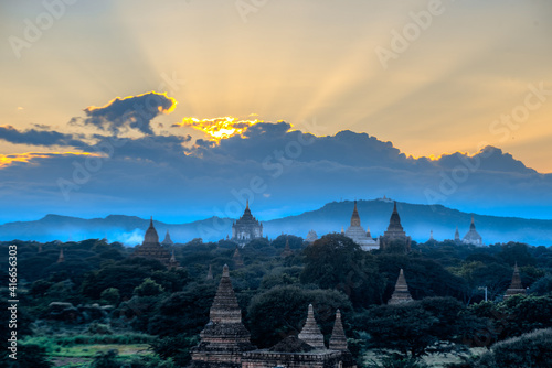 temples in bagan myanmar