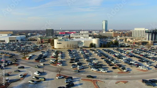 Close Up Pan Shot of Oakbrook Center Mall