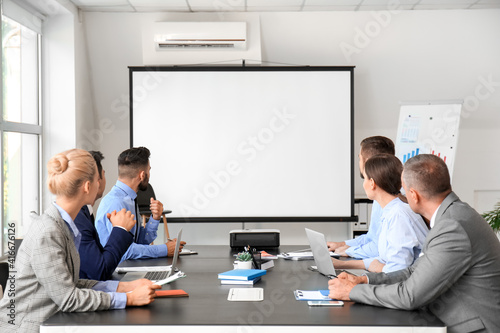 Business people having meet...